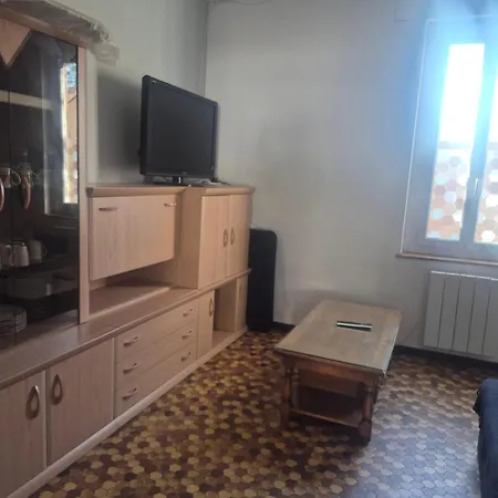 Maison De A 10 Min Du Pal