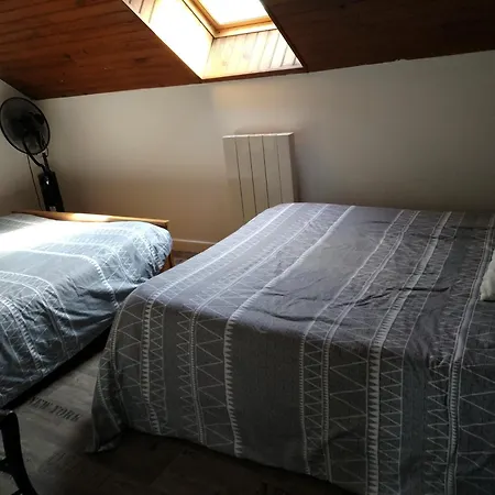 Dom wakacyjny Maison De A 10 Min Du Pal Dompierre-sur-Besbre